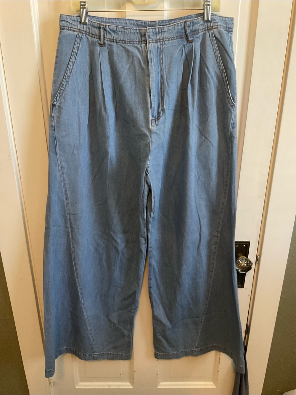 Steve Madden Light Blue Denim Wide-Leg Jeans - Picture 2 of 6